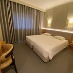 Cova Da Iria فندق 3*