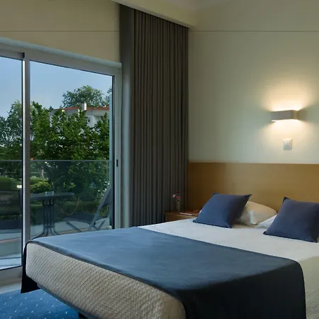 فندق Cova Da Iria 3*