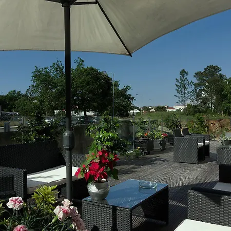 Cova Da Iria 호텔 3*