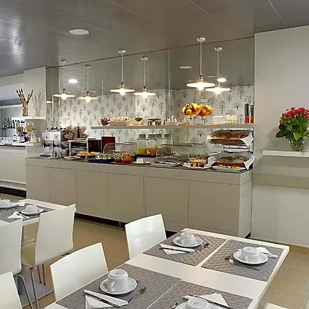 Cova Da Iria 3*