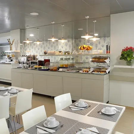 Hotel Cova Da Iria 3*