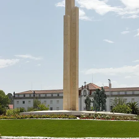 Cova Da Iria ホテル 3*