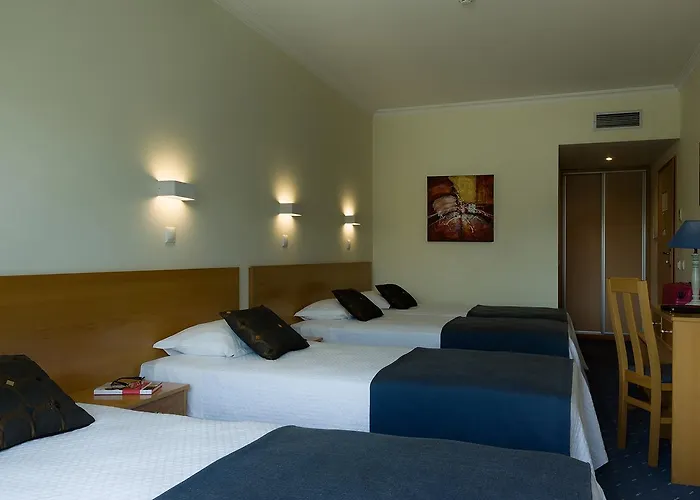 Cova Da Iria ホテル 3*